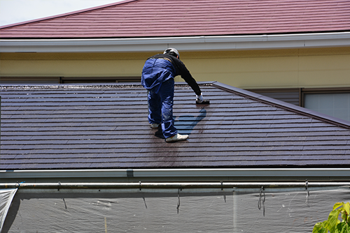 建物を守る重要な役割を担う「屋根塗装」！